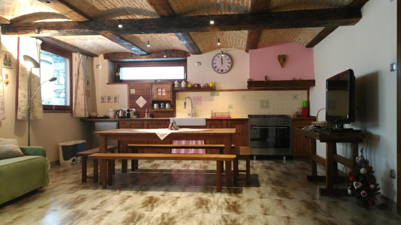 A Due Passi Da... Apartment Aosta Exterior photo
